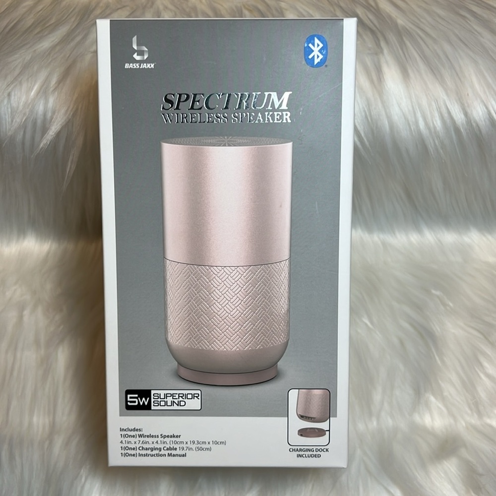 SPECTRUM Wireless 5W Speaker, 1-Charging 19.7” Cable; 4.1”x 7.6”x 4.1”, NWT
